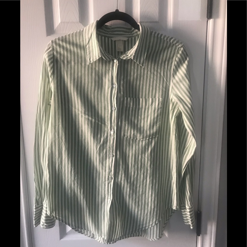H&M button down shirt